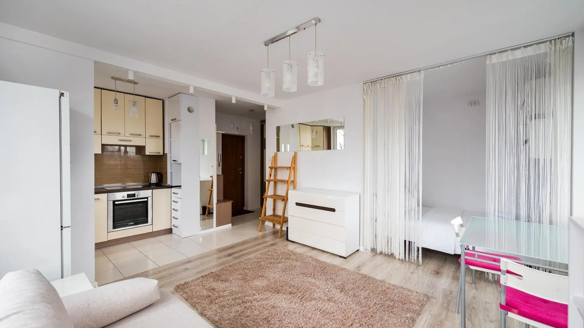 Saska Kepa Lovely Apartment Warsaw
